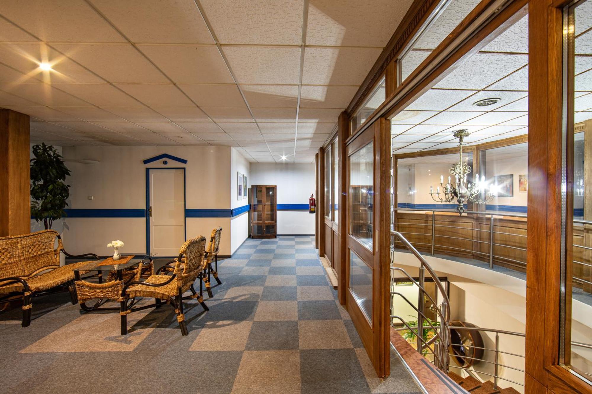 Hotel Armales Stakcin Экстерьер фото