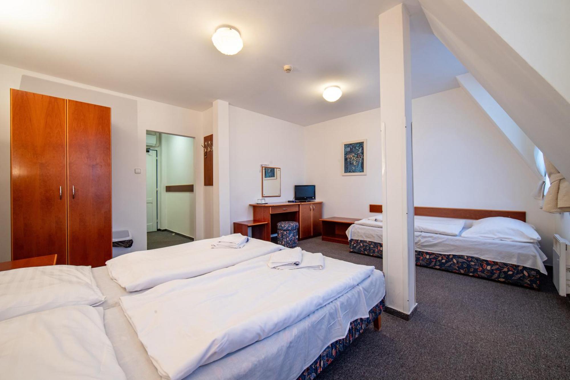 Hotel Armales Stakcin Экстерьер фото